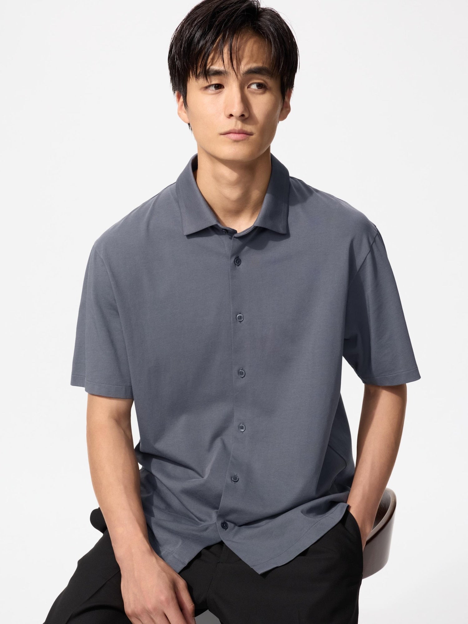 06 GRAY