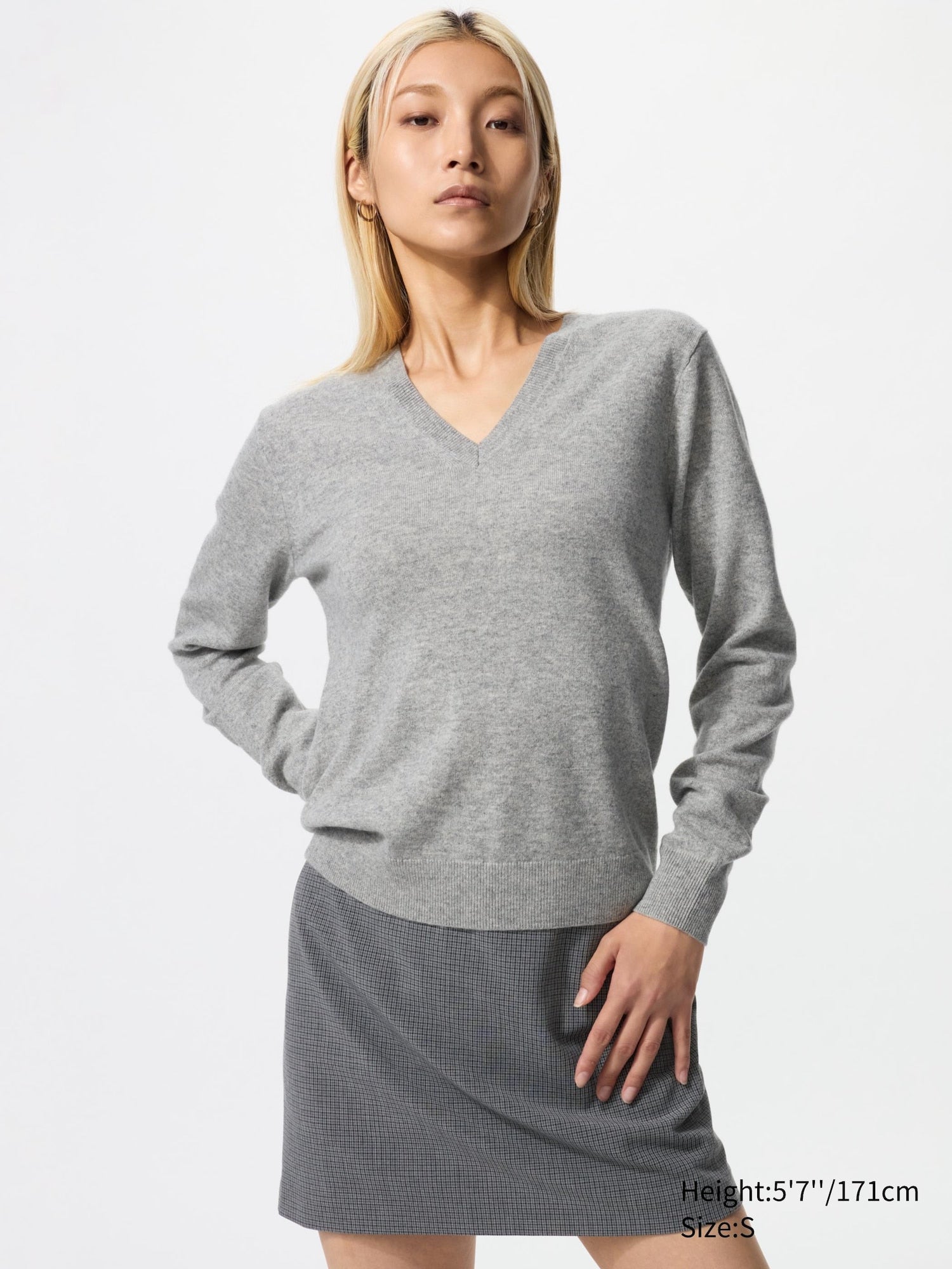 03 GRAY