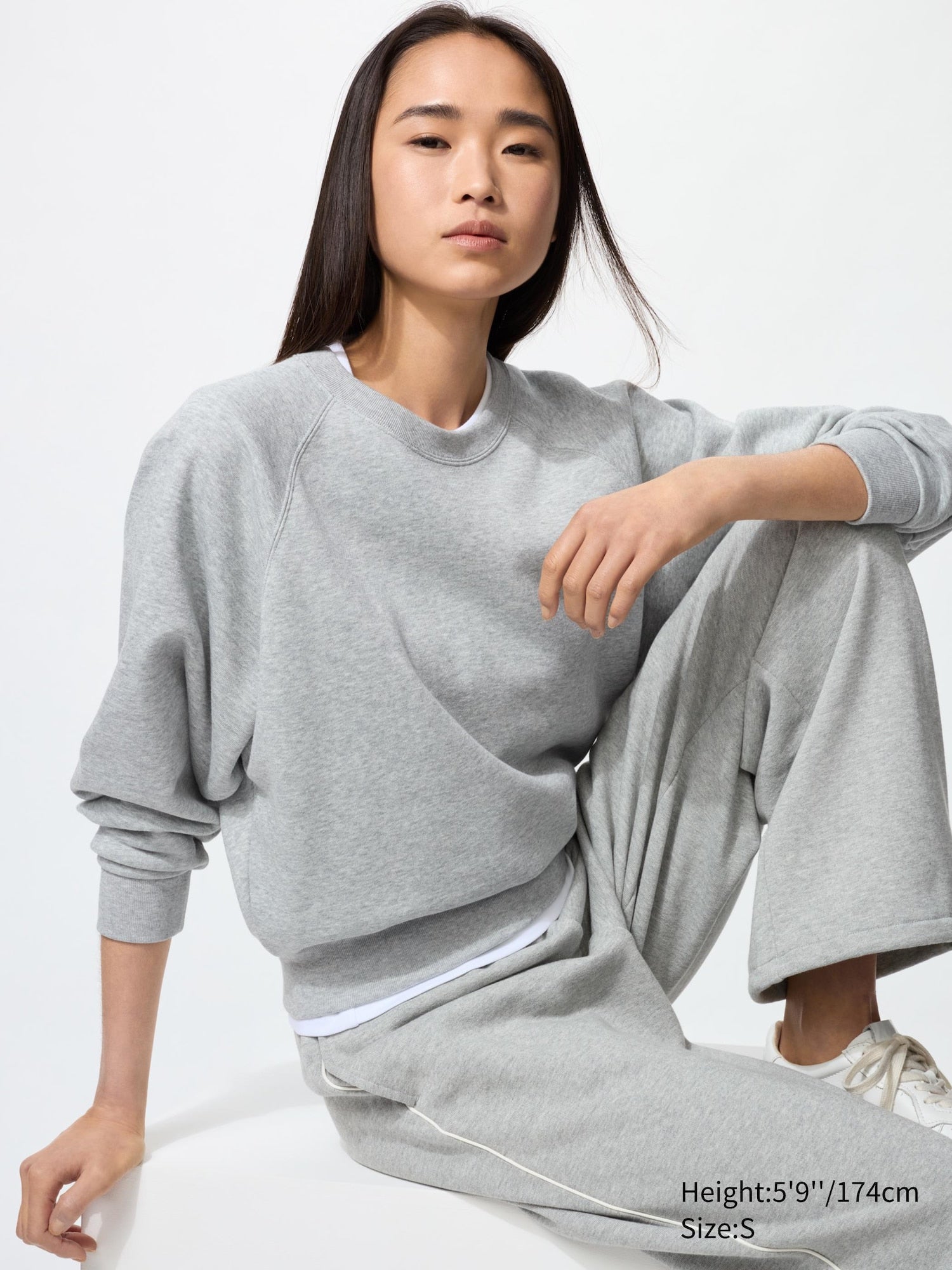 03 GRAY