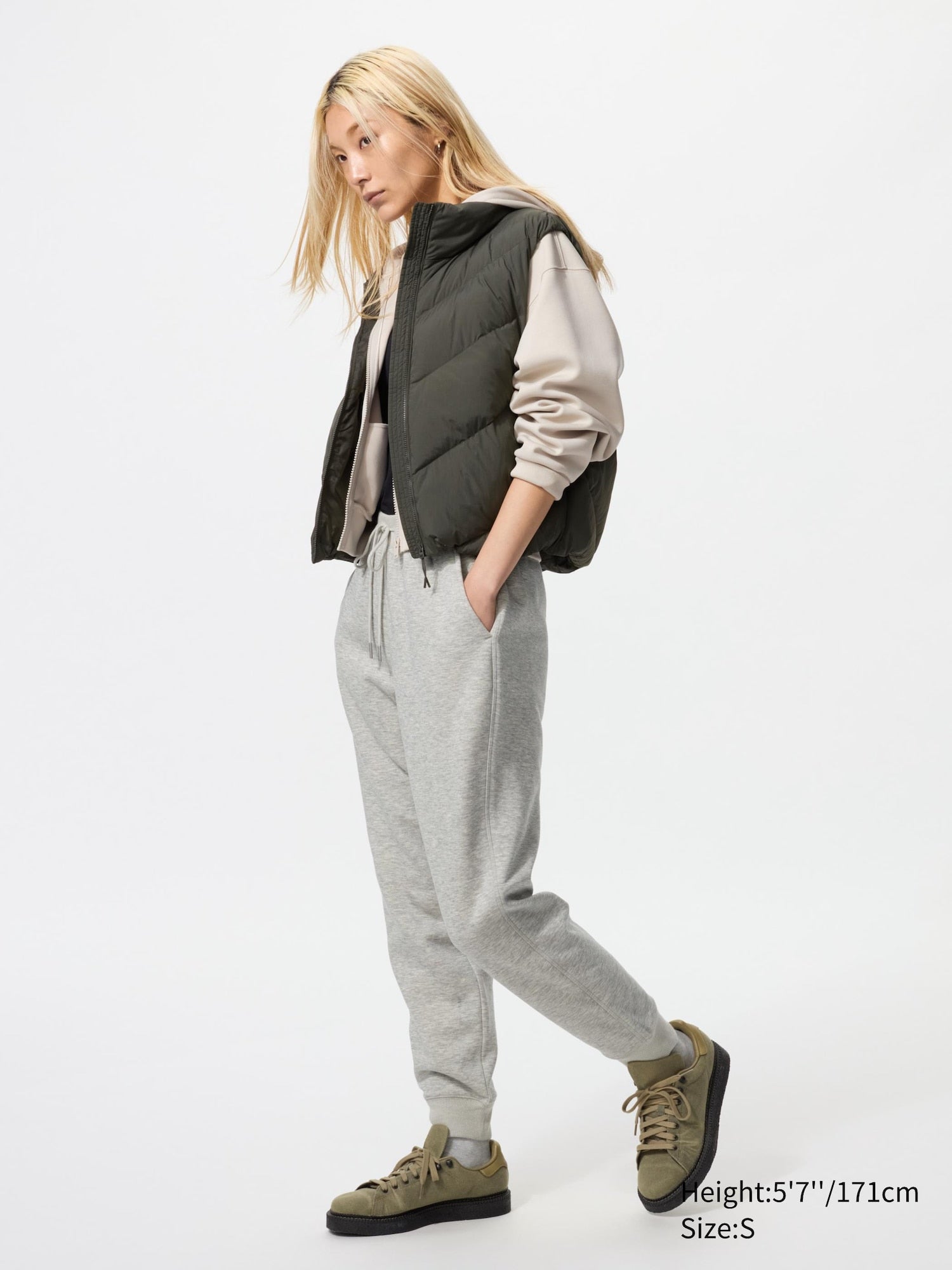 03 GRAY