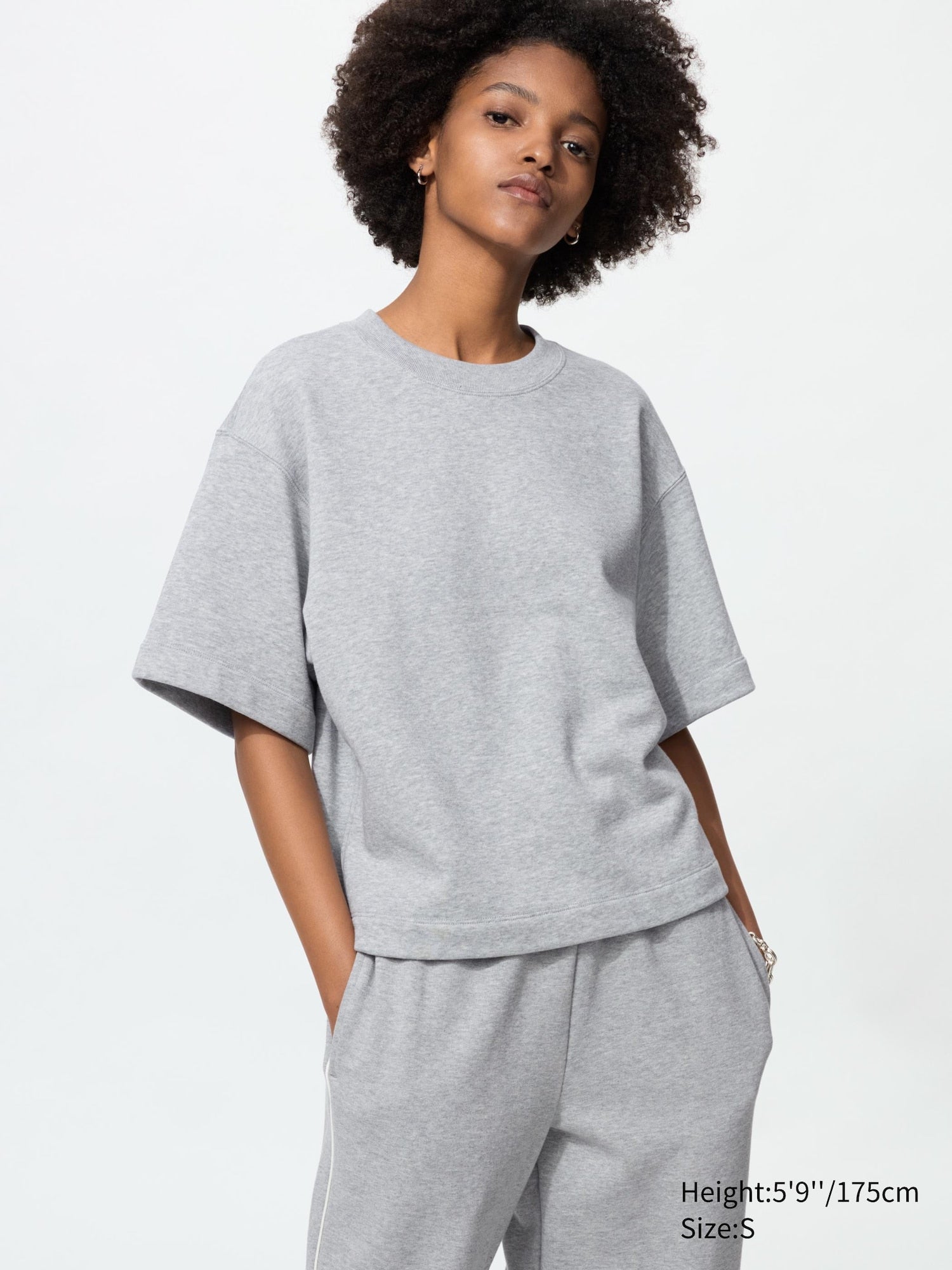 03 GRAY