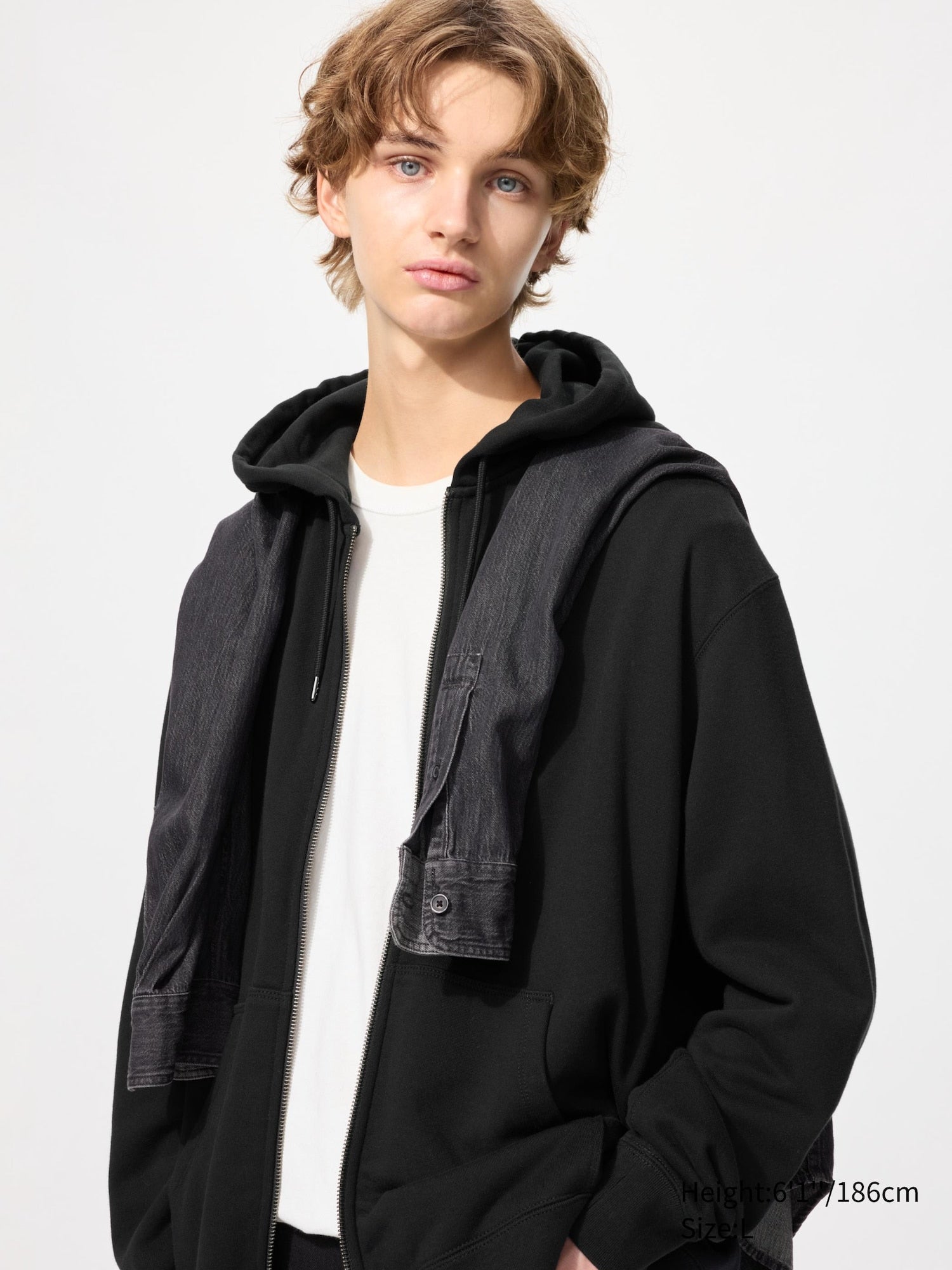 09 BLACK
